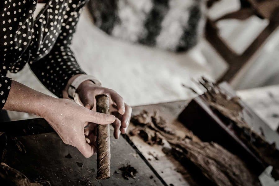 belevenis cadeau - workshop sigaren maken